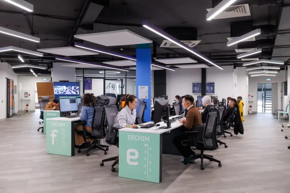 60 якутян приступили к основному обучению в «Школе 21»