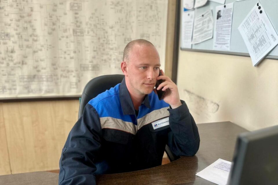 Энергетики продолжают восстановление электроснабжения в микрорайоне Марха Якутска