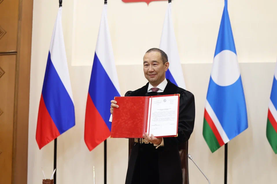 Айсен Николаев объявил о проведении третьего десятилетия Олонхо в Якутии