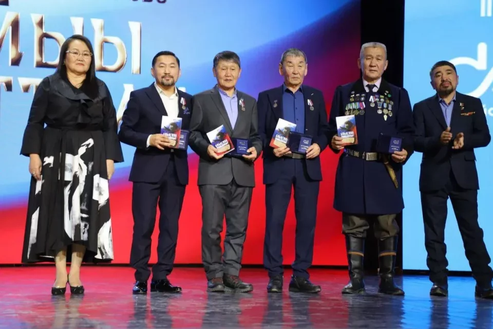 Медали «Отец солдата» вручили четверым жителям Якутии