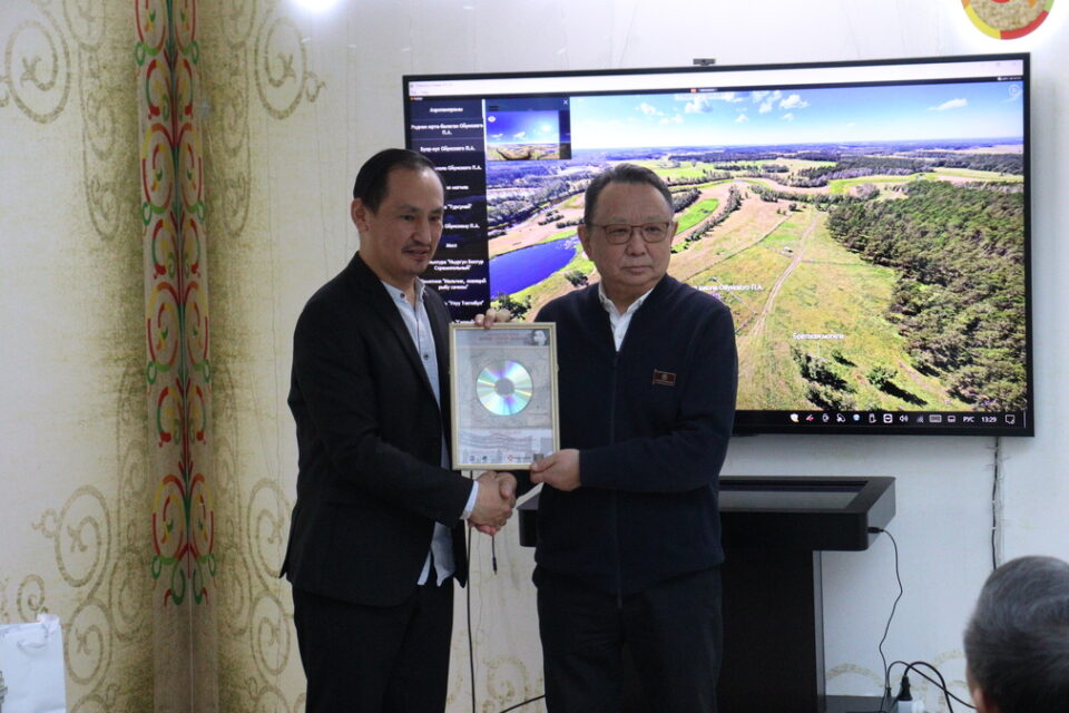 В Литературный музей передали видеоимпровизацию из дневников Платона Ойунского