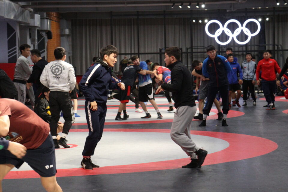 Якутские борцы узнали имена соперников на турнире Коркина