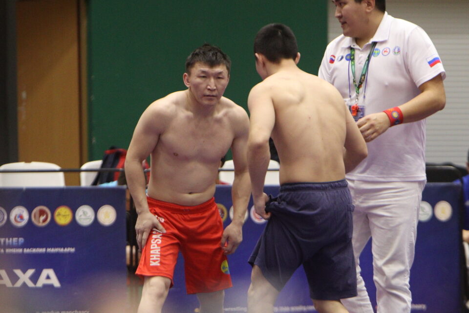 Более 200 хапсагаистов приняли участие в чемпионате Якутии