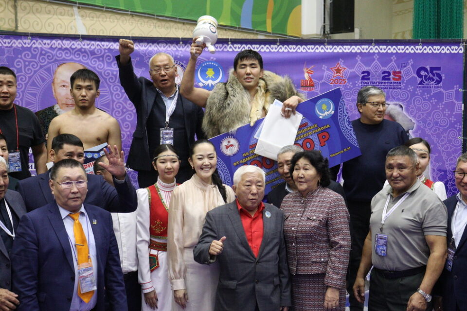 Тимур Николаев и Юрий Иванов стали абсолютными победителями турнира Ноговицыных по хапсагаю