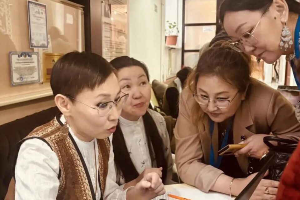 Языковые проекты представили на съезде учителей Якутии