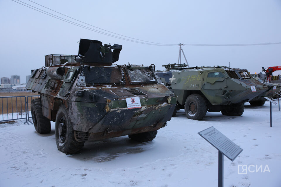 Трофейную технику и геройский танк «Алеша» выставили в Якутске