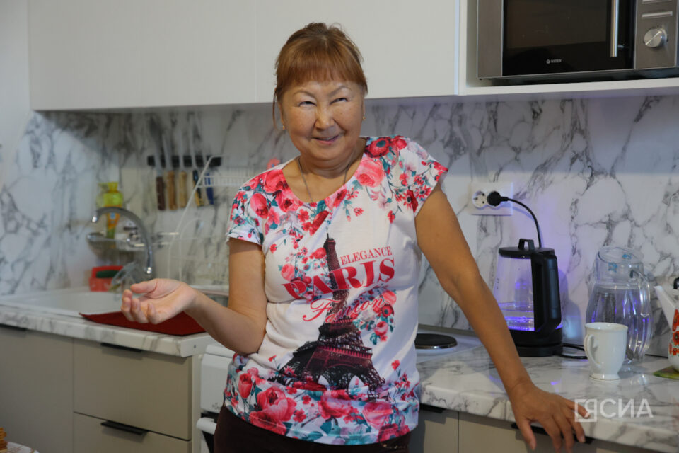 «Не ожидали, что так быстро переедем»: прожившие 20 лет в 17 квартале якутяне — о новой жизни