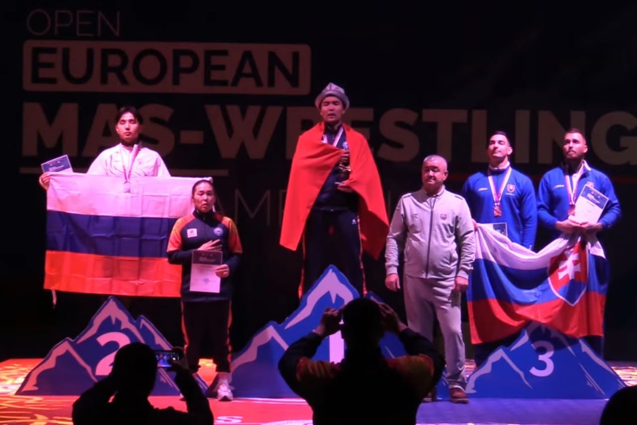 мас-рестлинг