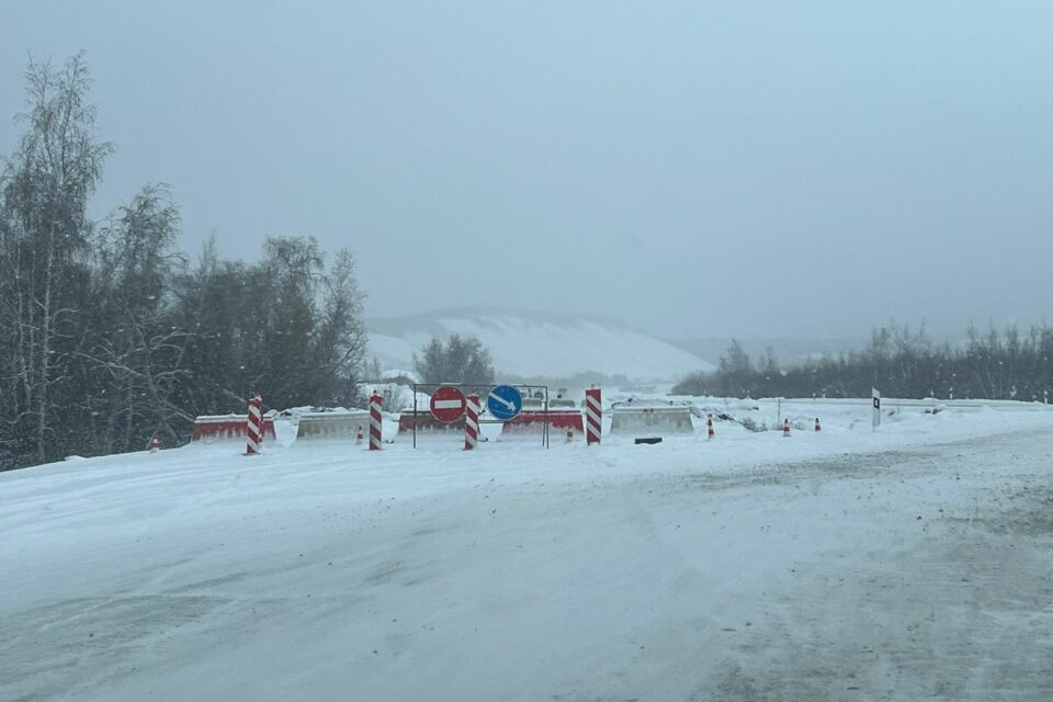 Дорожники организовали объезд участка реконструкции автодороги «Умнас»