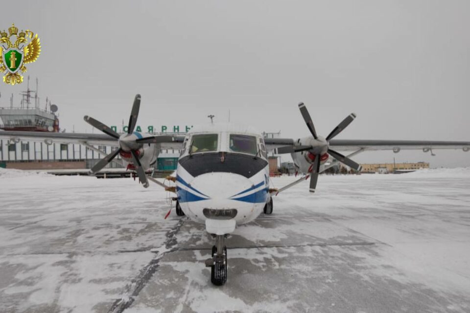 В Якутии самолет из-за неисправности выкатился на боковую полосу