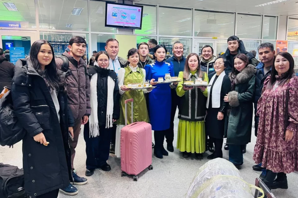 Сборная Казахстана по асык ату прибыла в Якутию на матчевую встречу