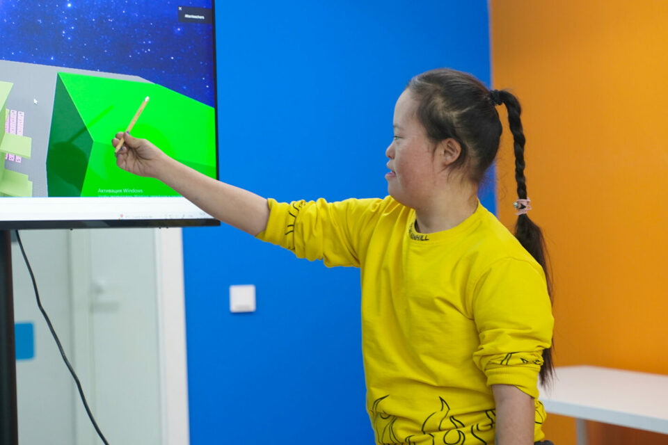 Основам IT обучили подростков с инвалидностью в Якутии