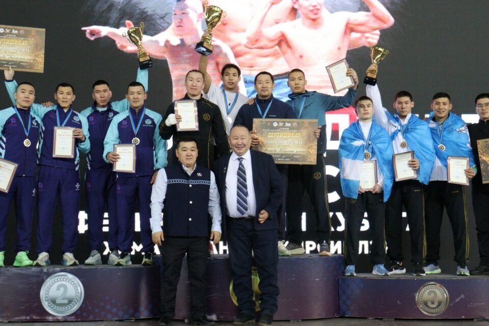 Кобяйский улус второй год подряд завоевал Кубок Федерации по национальному многоборью