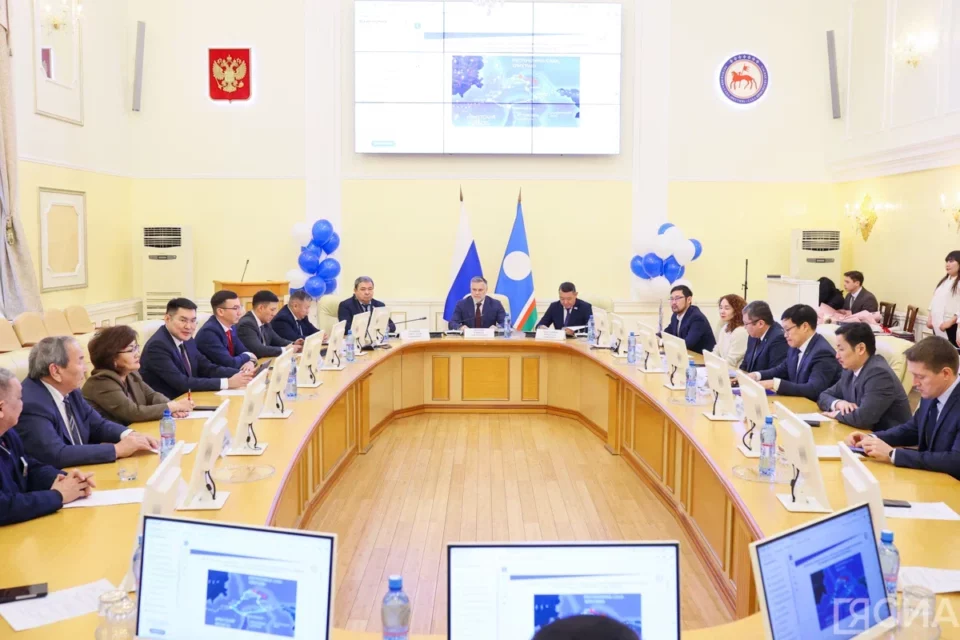 Отраслевые итоги года подвели в Якутии в День энергетика