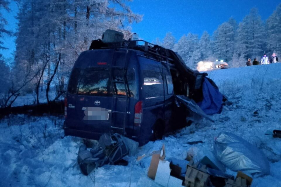 Три человека пострадали при ДТП на трассе «Вилюй» в Якутии