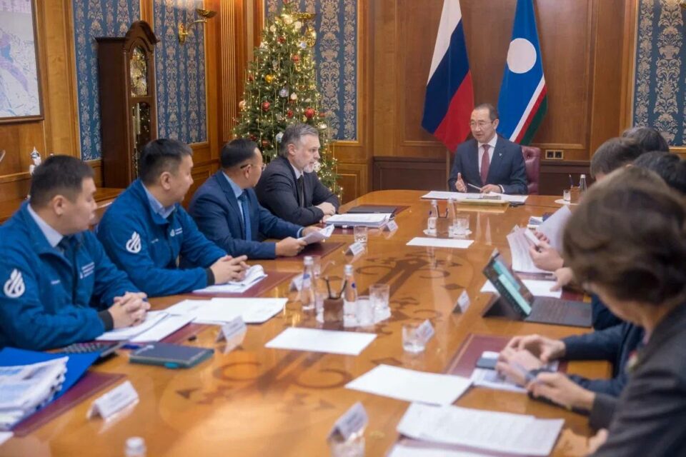 Компания «Сахатранснефтегаз» поставила рекорд по строительству газопроводов в 2025 году