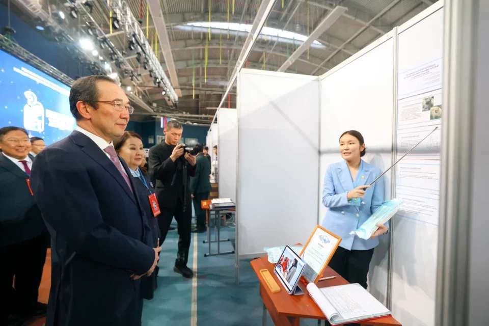 Школьники со всей Якутии представляют научные проекты на конференции «Шаг в будущее»