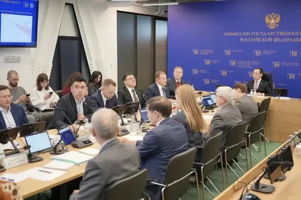 План работ на 2026 год обсудили на заседании комиссии Госсовета по энергетике