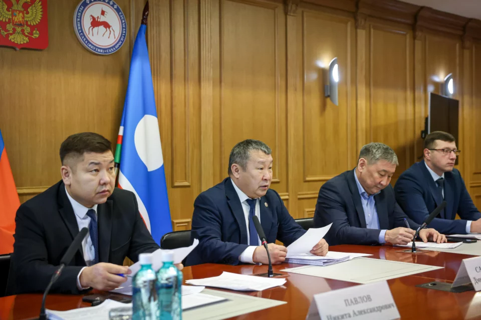 В Якутии наращивают объемы завоза грузов в Арктику