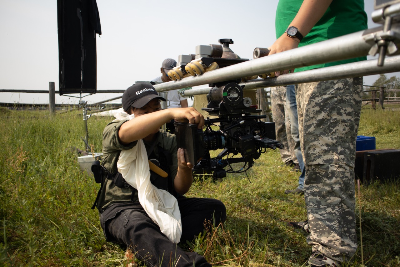 Комедия «Күүлэй! От кэмэ»