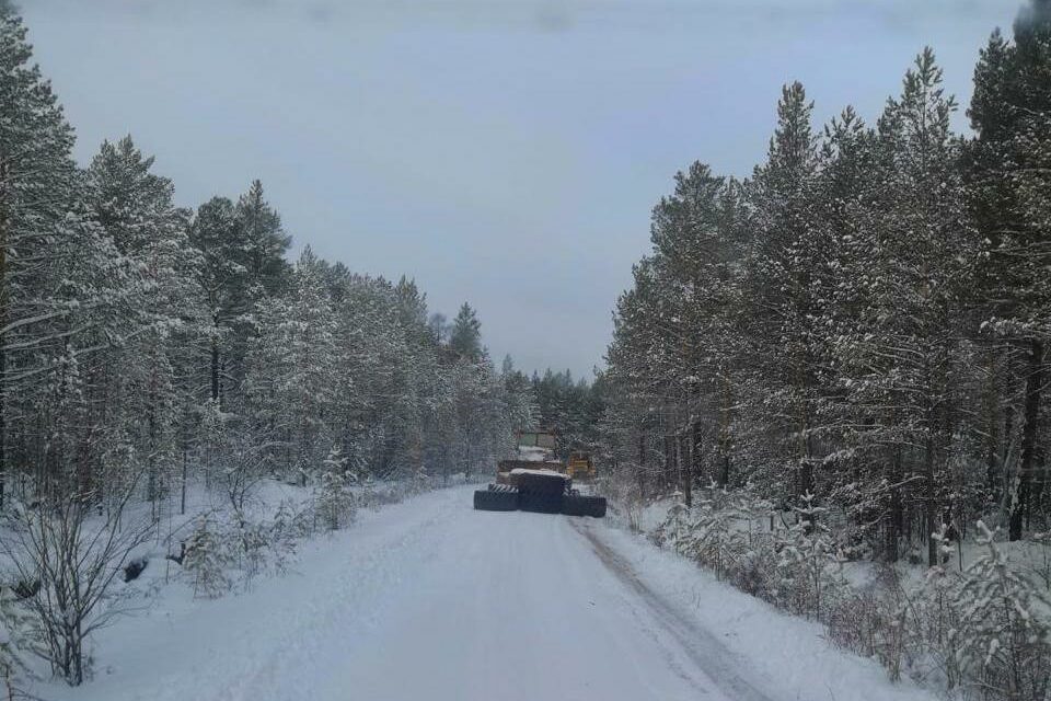 На региональной автодороге Олекминск — Сунтар повысили грузоподъемность зимника