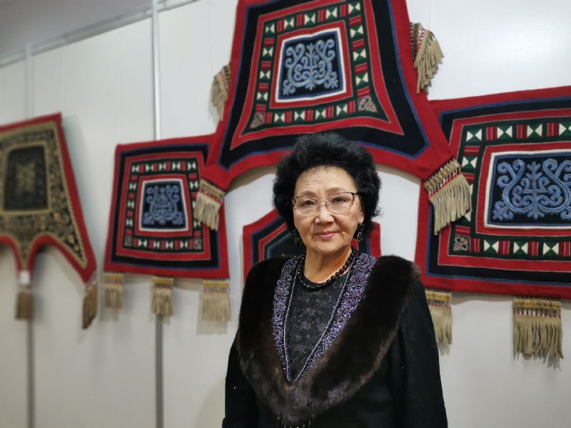 Выставка лучших изделий мастериц студии «Үктэл»