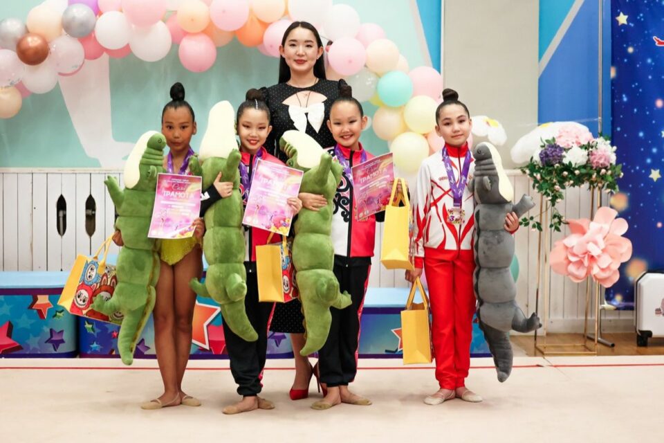 Турнир «Сияй» в Якутске собрал более 500 юных гимнасток со всей республики