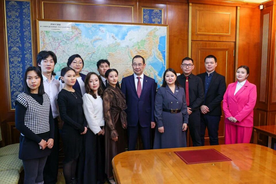 В преддверии Дня российского студенчества Айсен Николаев напутствовал именных стипендиатов