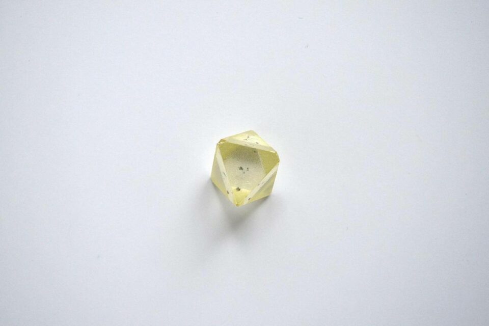 Имя Бориса Неустроева — Мандар Уус присвоено крупному алмазу