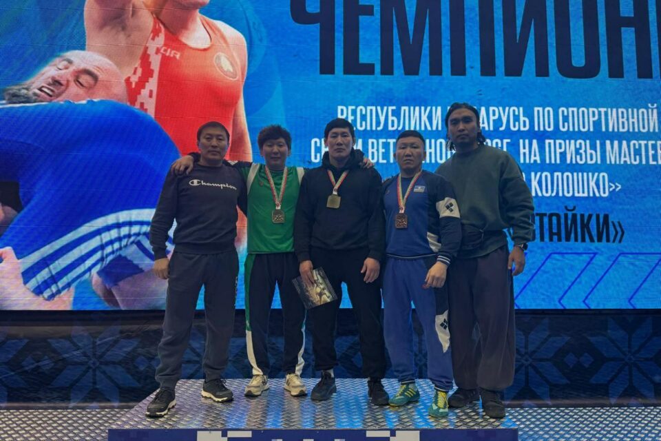 Борцы-ветераны из Якутии стали победителями открытого чемпионата Беларуси