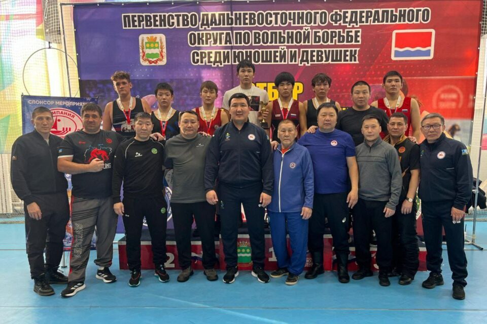 Шесть борцов из Якутии стали победителями первенства Дальнего Востока