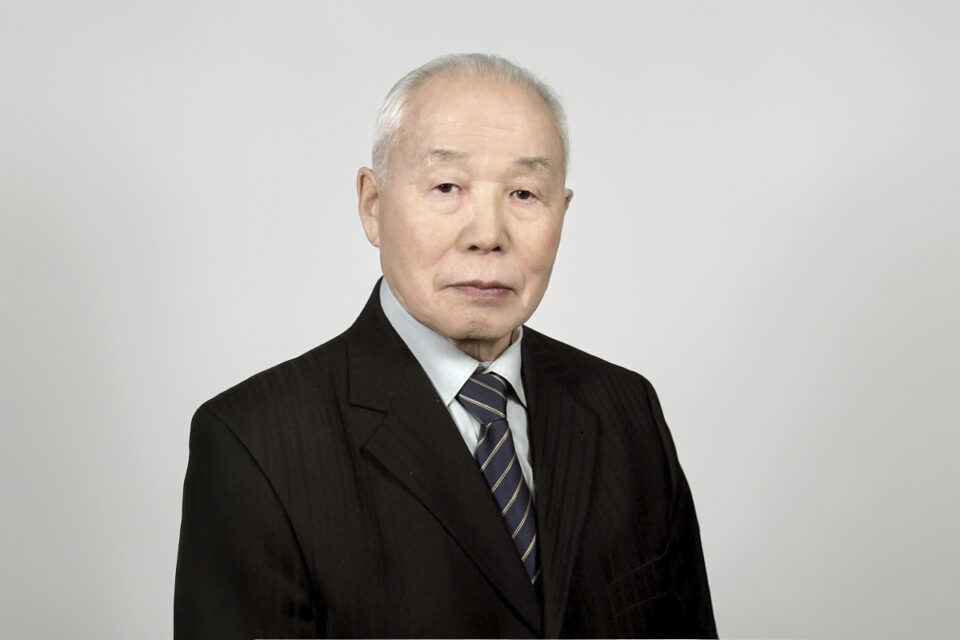 «Отец инженеров Якутии»: профессору СВФУ Рево Скрябину исполнилось 90 лет