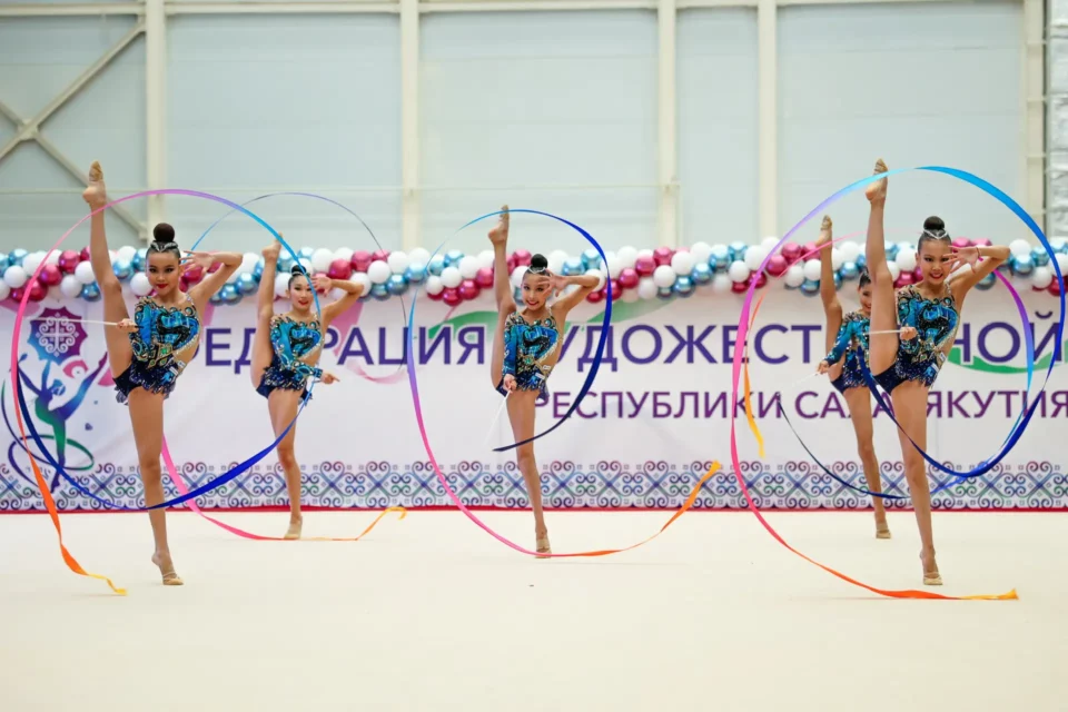 Сборная Якутии завоевала золото на первенстве ДФО по художественной гимнастике
