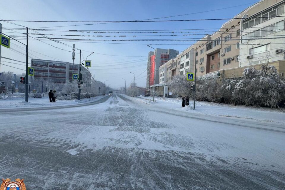 В Якутске водитель иномарки наехал на несовершеннолетнего пешехода