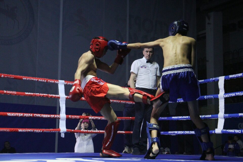 В Якутске завершились чемпионат и первенство Дальнего Востока по кикбоксингу
