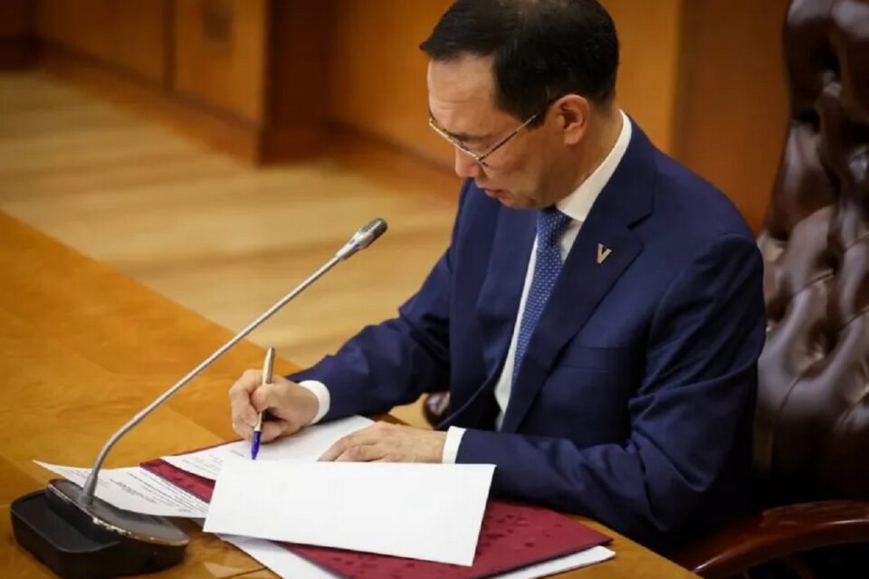 Глава Якутии утвердил новую стратегию развития экспорта до 2036 года