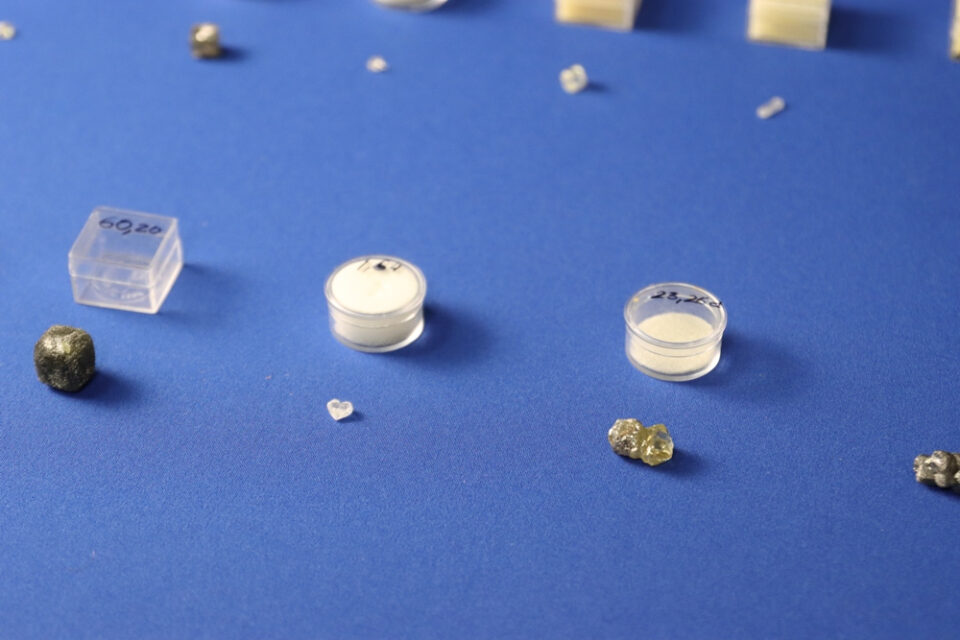 Сокровищница Якутии пополнилась необычными алмазами