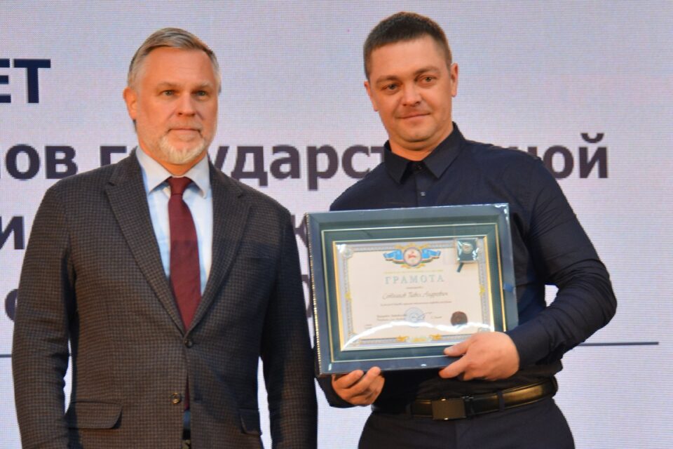 Машинист экскаватора компании «Полюс Алдан» удостоен государственной награды Якутии