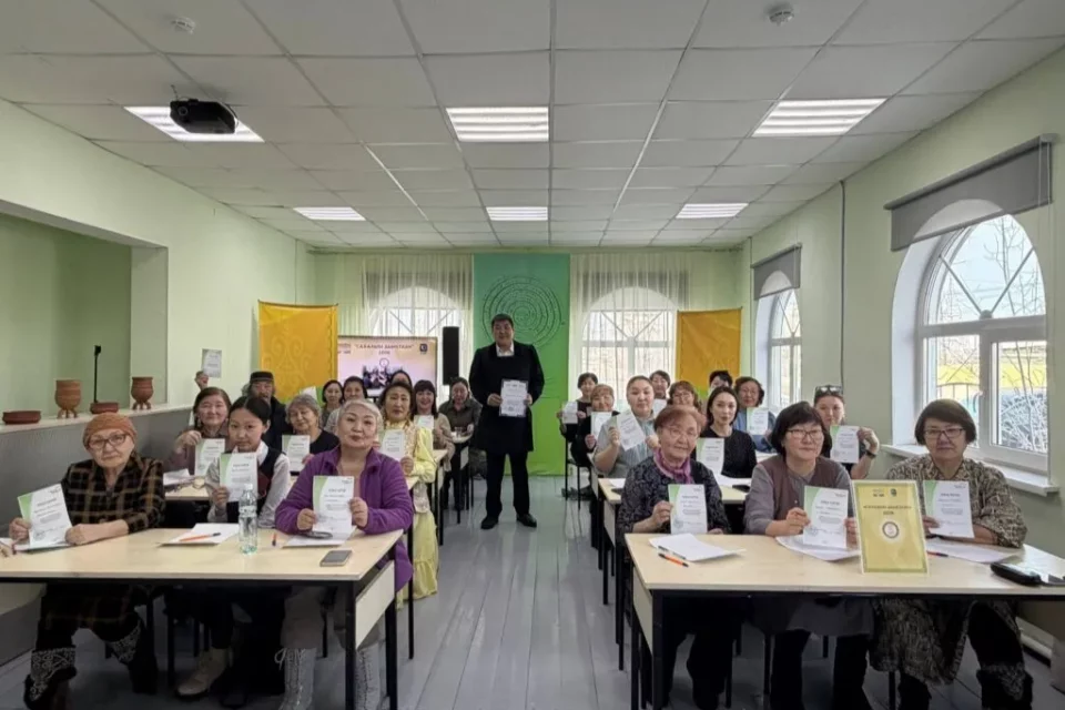 Более 4400 человек написали диктант на якутском языке