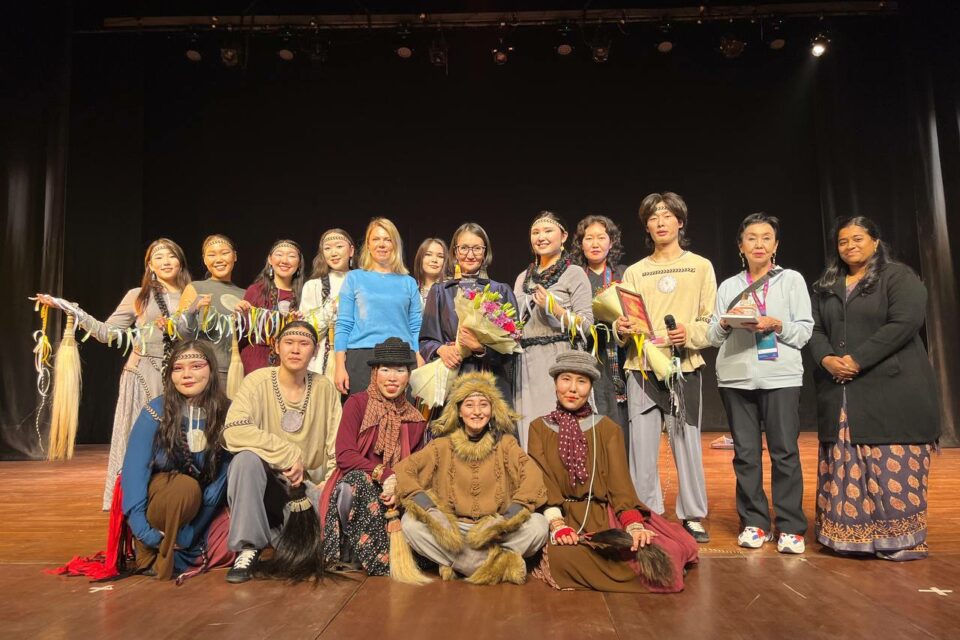 Студенты из Якутии представили спектакль «Лики Олонхо» на фестивале в Индии
