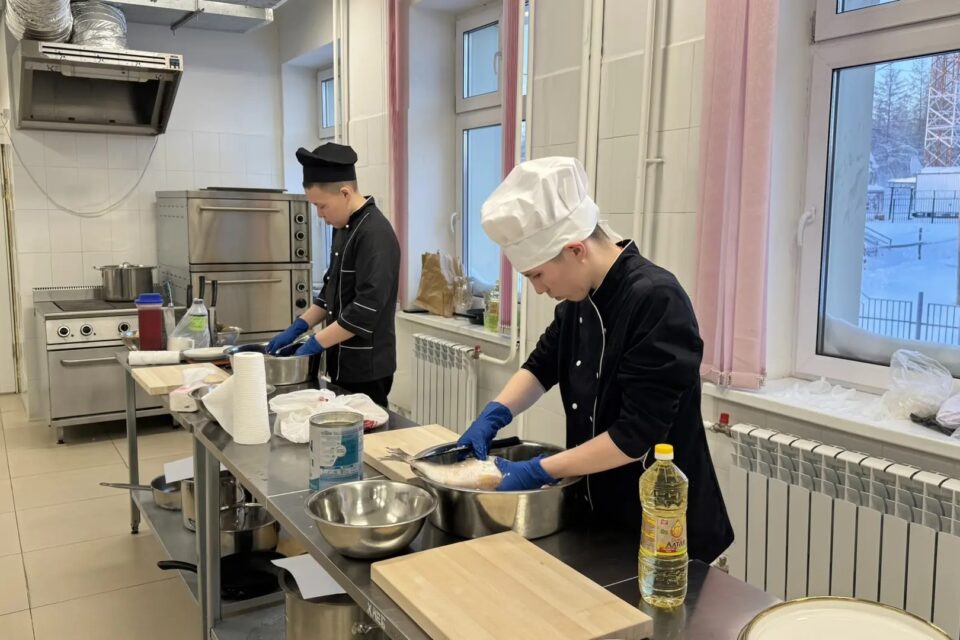 В Жиганском районе прошёл этап чемпионата «Профессионалы» по приготовлению национальных блюд из рыбы