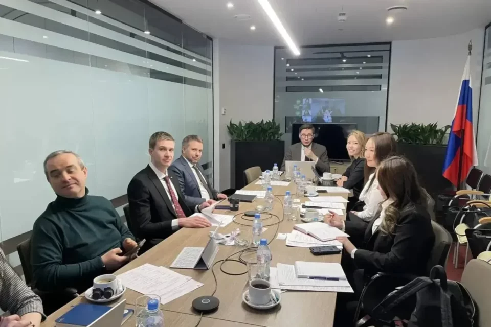 Инвестиционные планы развития Якутска и Нерюнгри обсудили в Москве