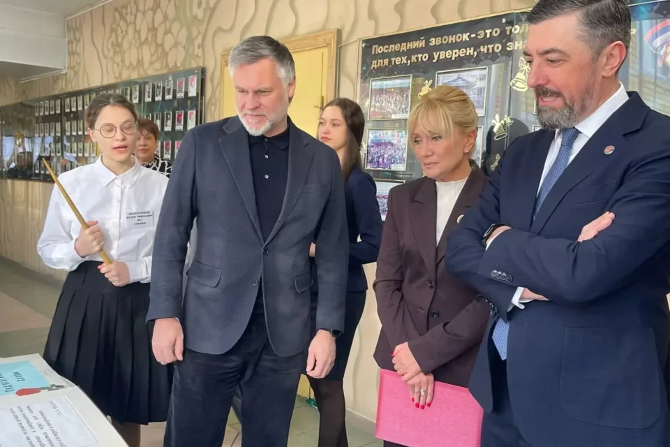 Гимназия № 1 города Нерюнгри отметила 35-летие со дня основания