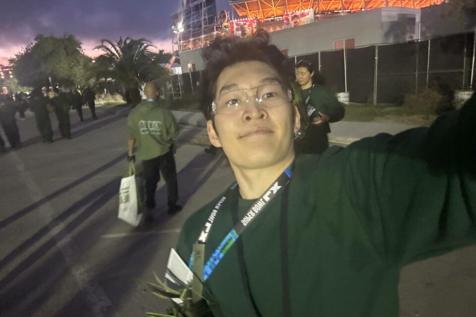 20-летний Николай Петухов из Якутии появился на шоу Bad Bunny на Супербоуле