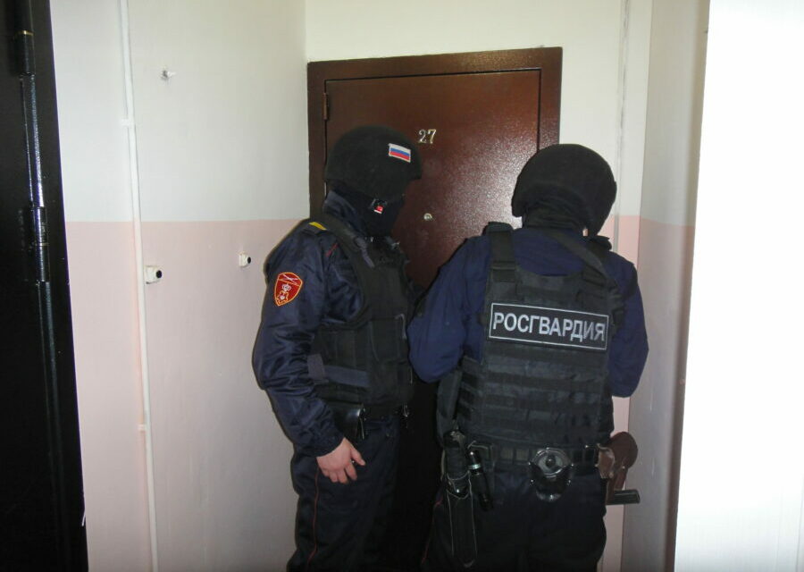 175 подозреваемых задержали бойцы СОБРа Росгвардии Якутии в 2025 году
