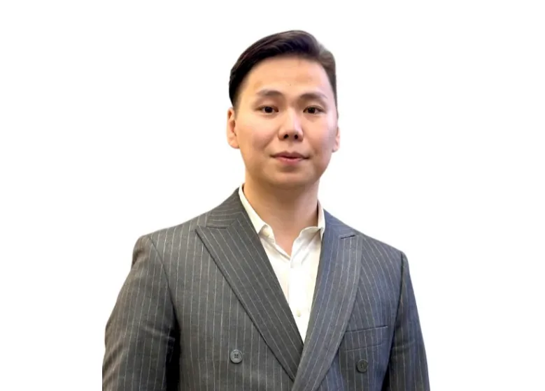 Антон Васильев