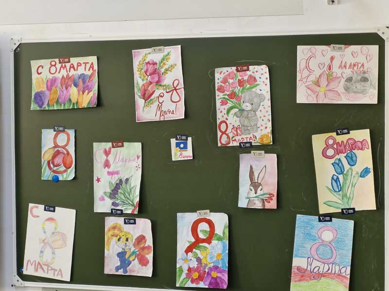 Школьные рисунки впервые отправили в космос с якутского спутника