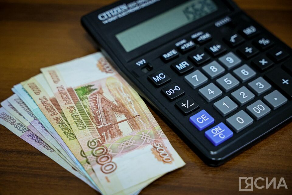 Кому и на сколько повысят пенсии в апреле