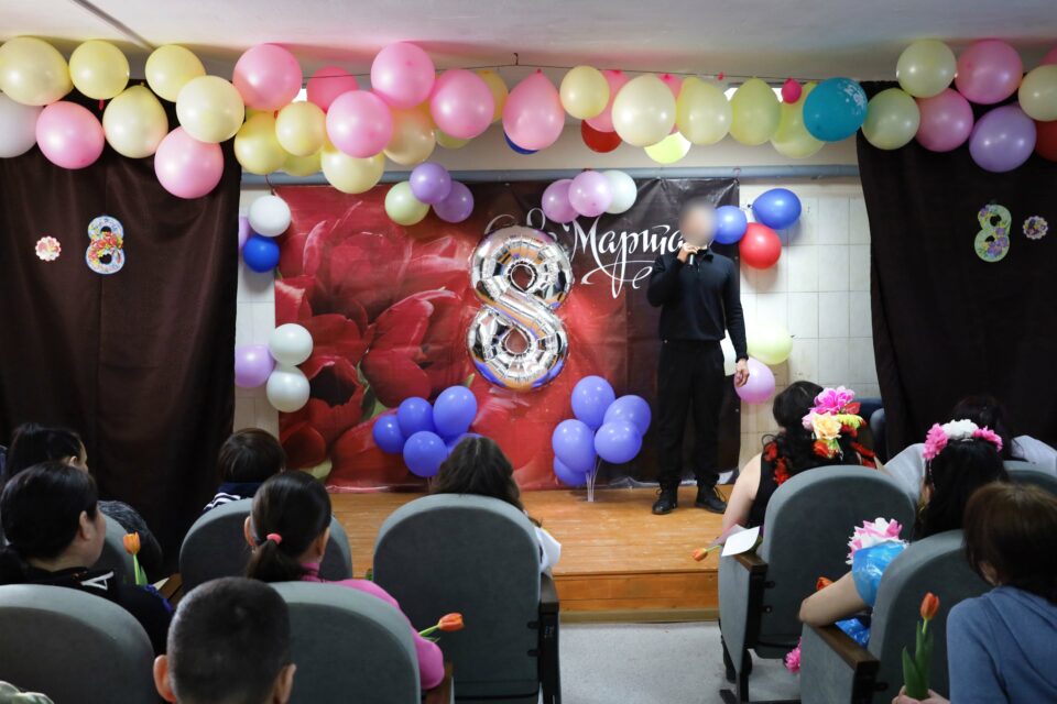 Осуждённые в учреждениях УФСИН в Якутии поздравили близких с 8 Марта