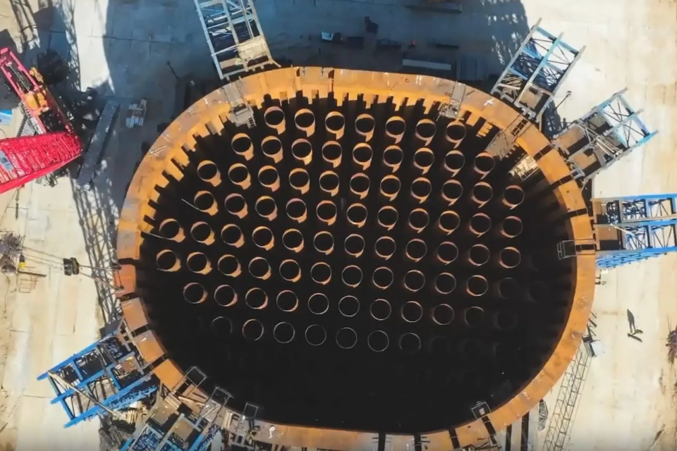 Стартовал один из решающих этапов строительства Ленского моста